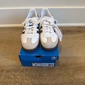 adidas Samba OG J Kids Sneakers in White and Black Size 4